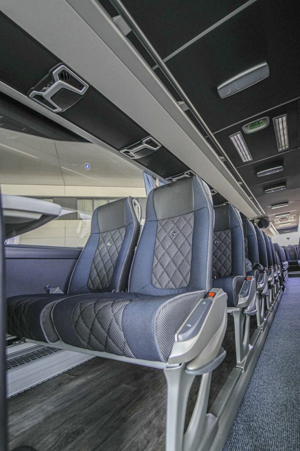 Autobusi i ri Benz Mercedes (12)